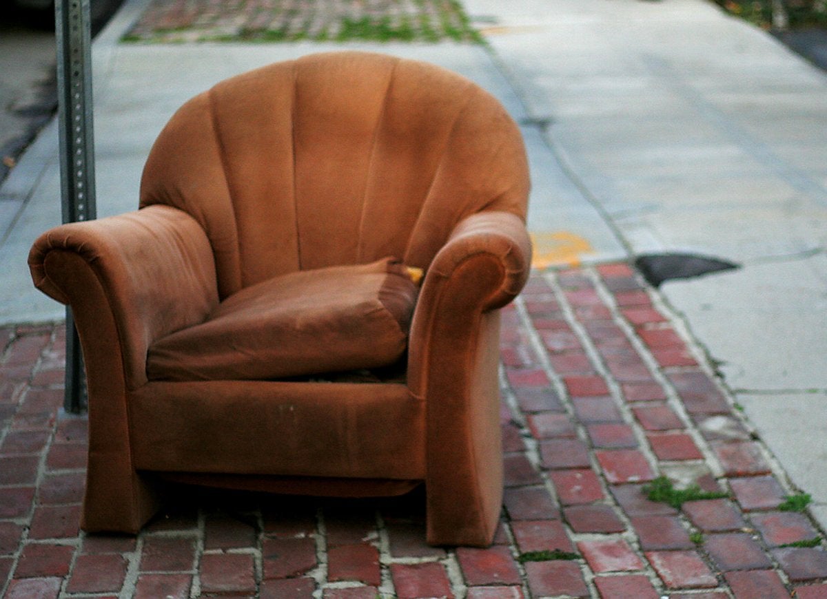 Empresa especializada en el vaciado de pisos de muebles viejos en Gelida